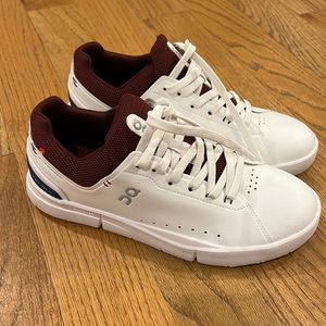 ON Rodger Federer white shoes men size 7.5 NWOT
